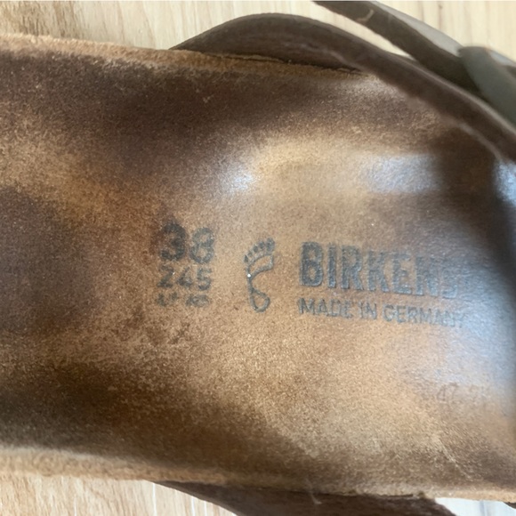 Womens Birkenstock Toe Strap Size 38 - Picture 2 of 3